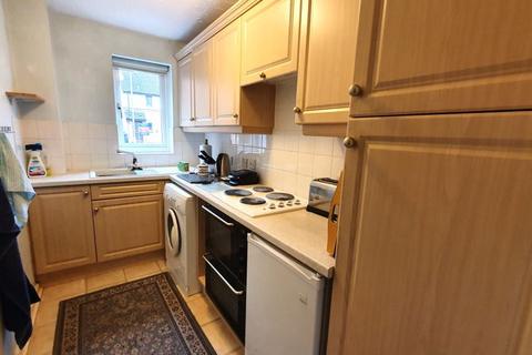 6 Ellison Close, Abbeymead, Gloucester, GL4 5YQ