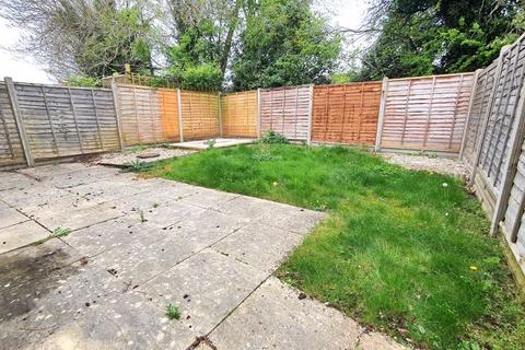 6 Ellison Close, Abbeymead, Gloucester, GL4 5YQ