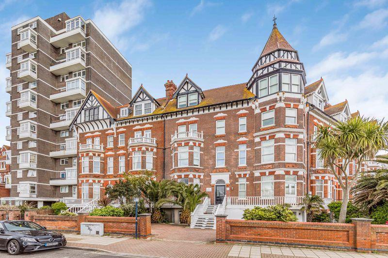Clarence Parade, Southsea 2 bed flat for sale £450,000