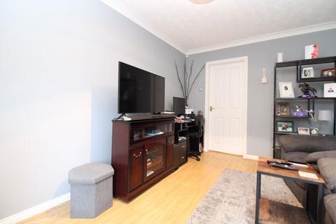 2 bedroom semi-detached house to rent, Arundel Road, Bedford MK43