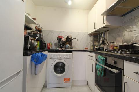 2 bedroom ground floor maisonette to rent, Sovereigns Quay, Bedford MK40