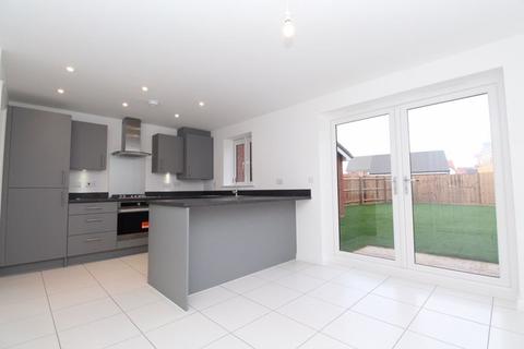 3 bedroom detached house to rent, Woodman Way, Wootton MK43