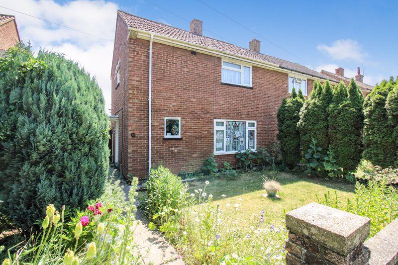 Vaughan Road, Hitchin SG5 2 bed semidetached house for sale £320,000