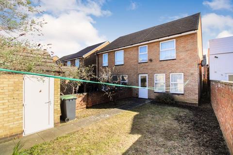 3 bedroom semi-detached house for sale, Foster Hill Road, Bedford MK40