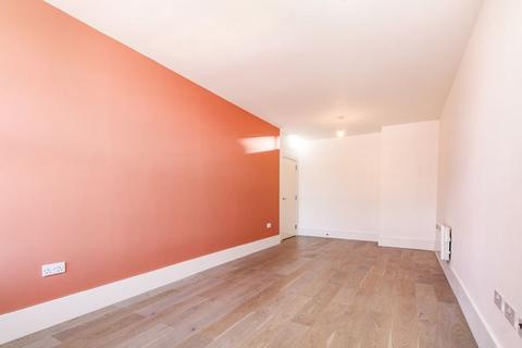 undefined, Lime Street, Bedford MK40