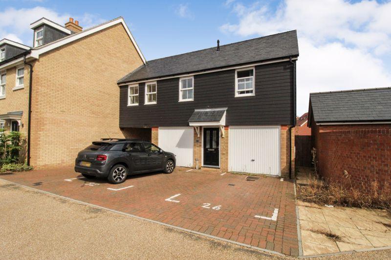 Drive, Biggleswade SG18 2 bed house £290,000