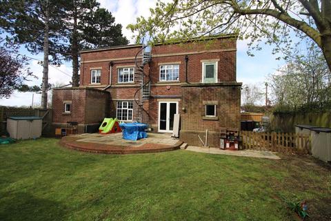 1, Waterworks Cottages Cambridge Road, Dunton, Biggleswade, SG18 8SA
