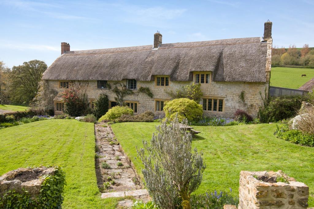 5 picture-perfect cottages for sale in the UK right now