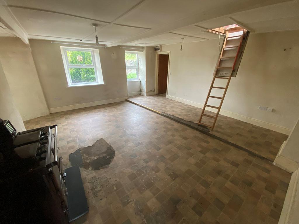 Bethlehem, Llangadog, SA19 3 bed property with land for sale £398,500