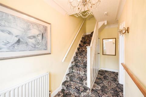 3 bedroom terraced house for sale - Waverley Avenue, London