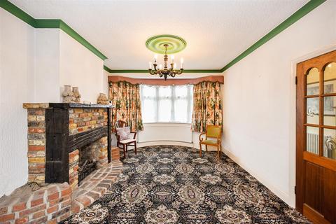 3 bedroom terraced house for sale - Waverley Avenue, London
