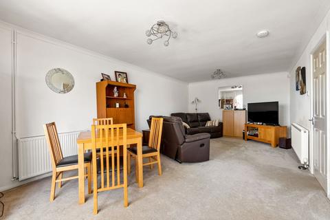 39 Birkdale Drive, Folkestone, CT19 5LP