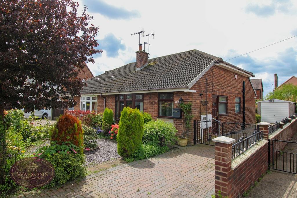 Kent Road, Giltbrook, Nottingham, NG16 2 bed semidetached bungalow for