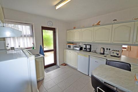 1 Ashley Close, Frimley Green, Camberley, GU16 6PP