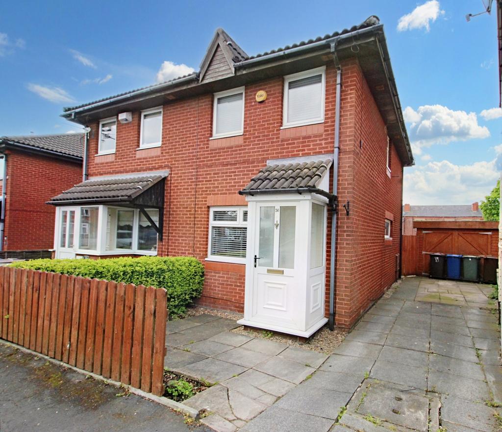 East Street, AshtoninMakerfield, Wigan, WN4 2 bed semidetached house