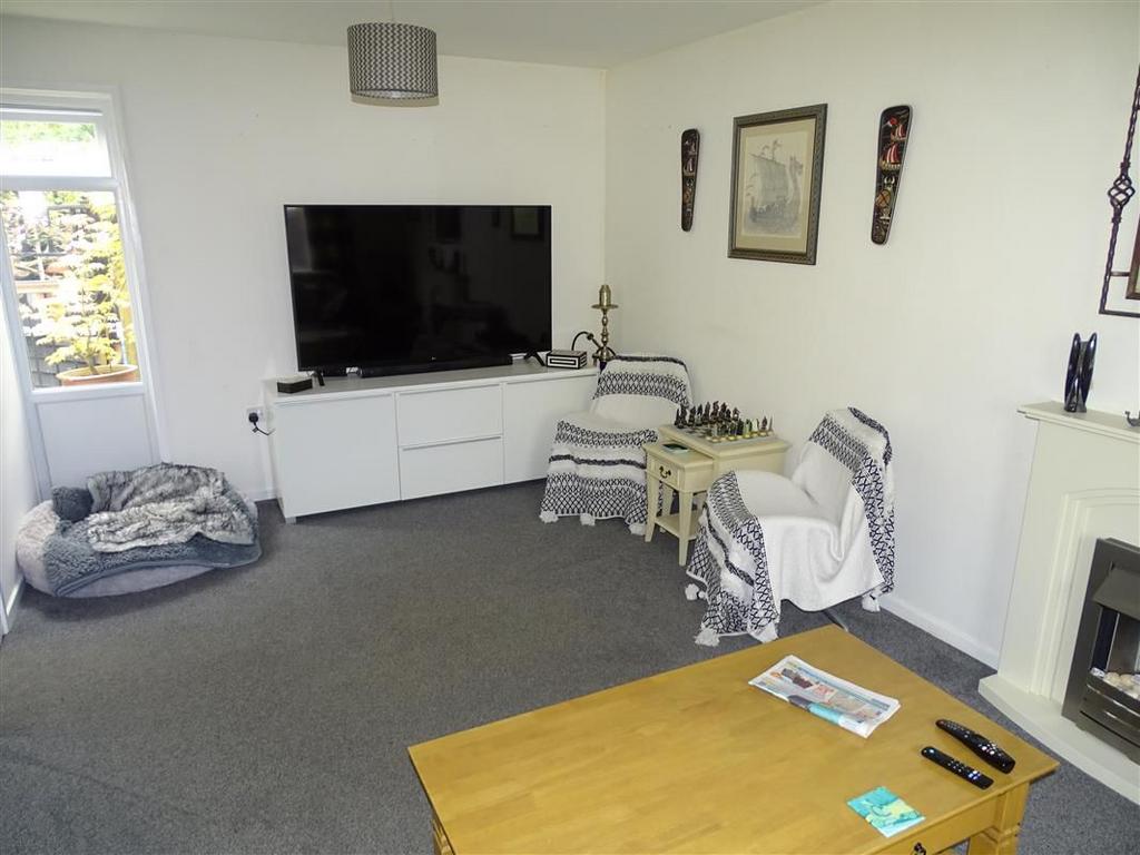 Essendyke Bretton 3 bed end of terrace house for sale £180,000