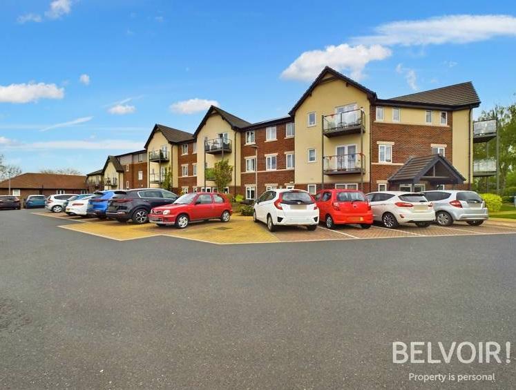 Eccleshall Road, Stafford, ST16 2 bed flat £230,000