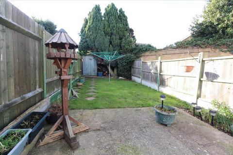 21 Smith Street, Shoeburyness, Southend-on-sea, SS3 9AL