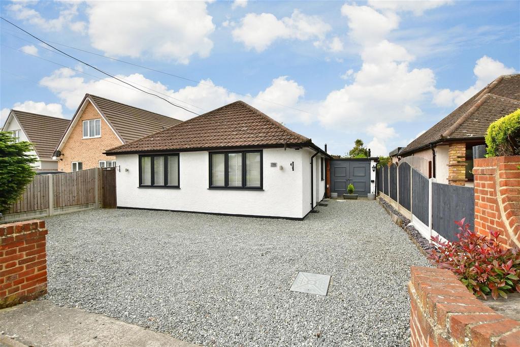 Brock Hill, Runwell, Wickford, Essex 2 bed detached bungalow for sale
