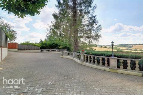 4 bedroom detached house for sale - Sunningvale Avenue, Biggin Hill