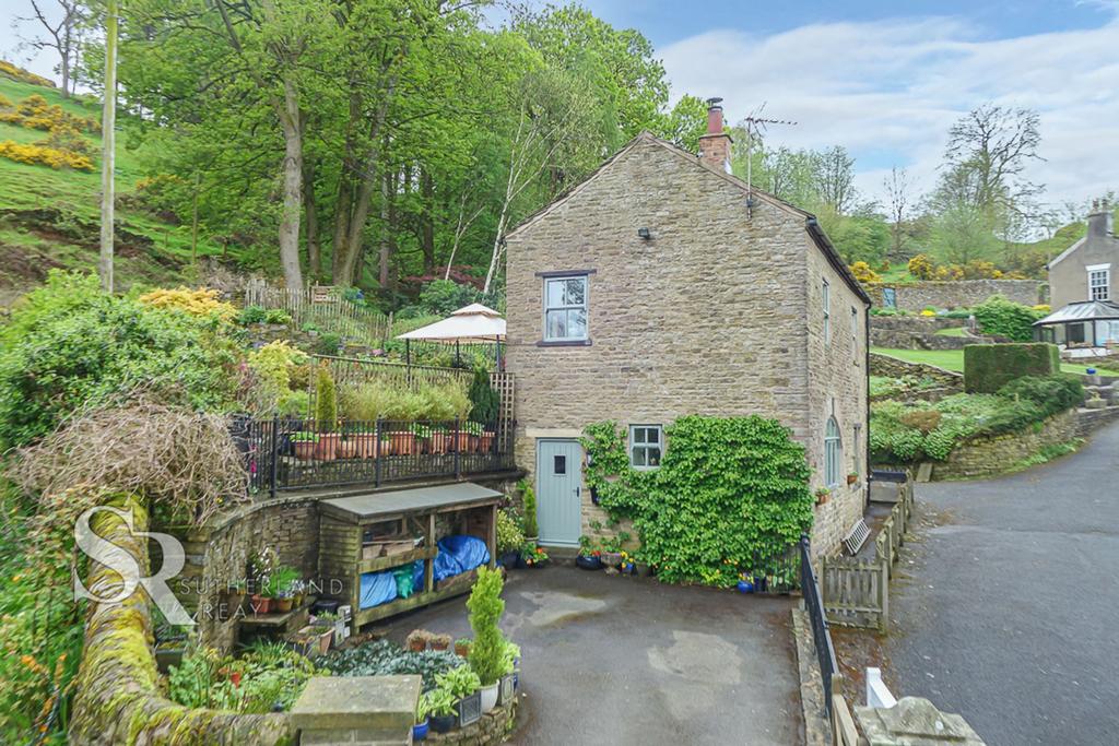 Chapel Road, Whaley Bridge, SK23 2 bed detached house for sale £410,000