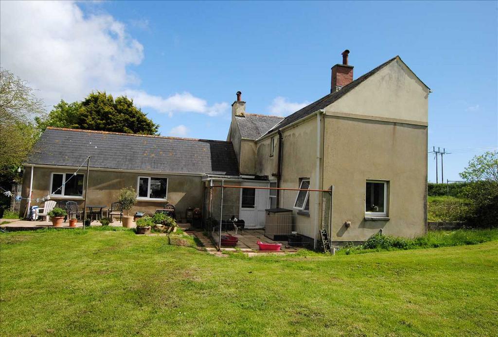 Oxland, Maidenwells, Nr. Pembroke 4 bed detached house - £550,000