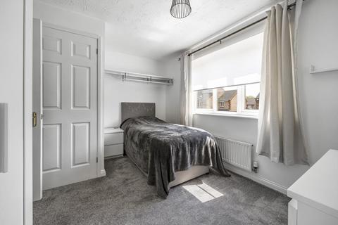 7 Bond Close, Aylesbury, HP21 8FZ