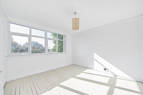 23 Bushell Close, London, SW2 3LL
