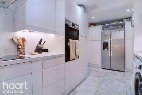 55 Hayley Common, Stevenage, SG2 9JZ