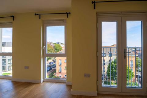 1 bedroom flat for sale, St Leonards Road, Eastbourne