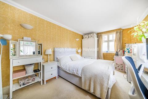2 bedroom flat for sale - Pines Road, Bromley