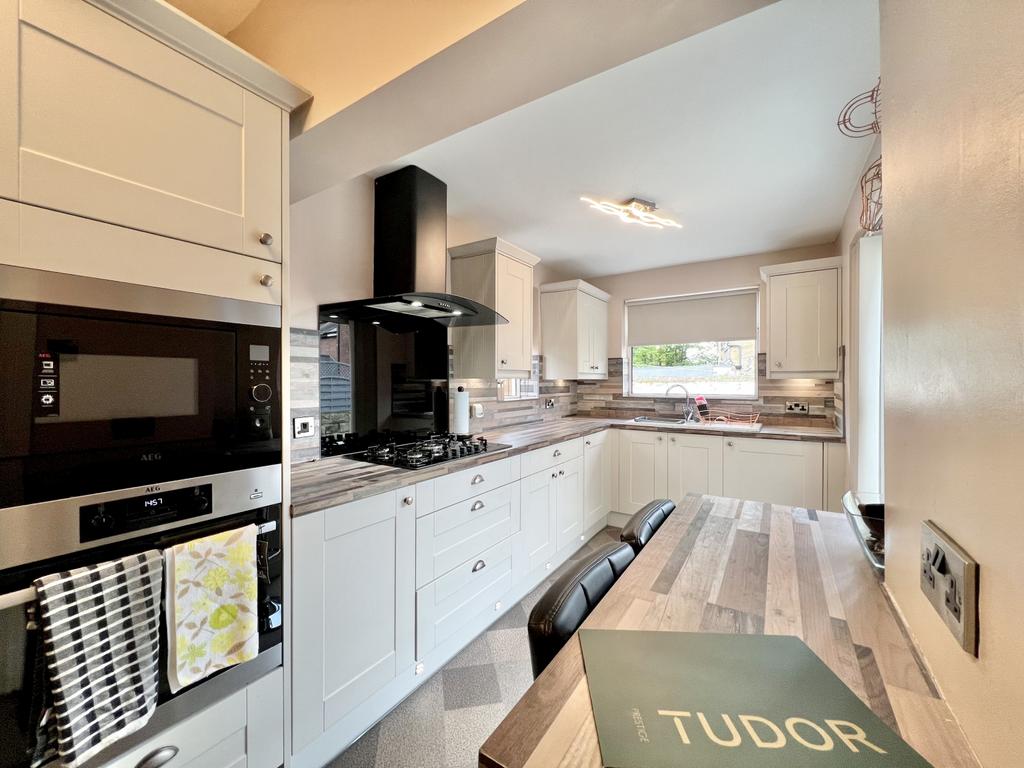 Eshald Place, Woodlesford 2 bed cottage for sale £235,000