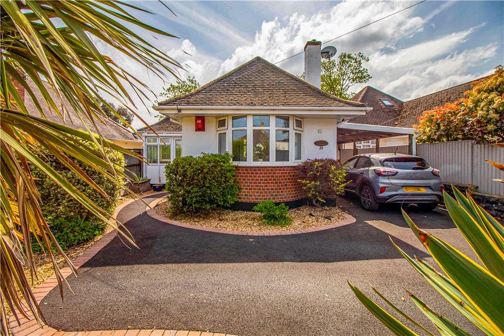 Northbourne, Bournemouth, Dorset, BH10 3 bed detached bungalow for sale