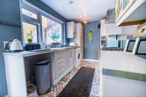 Bryn-onnen Farm Road, Pontlottyn, Bargoed, CF81 9QG