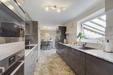 45 Blaen Ifor, Caerphilly, CF83 2NW