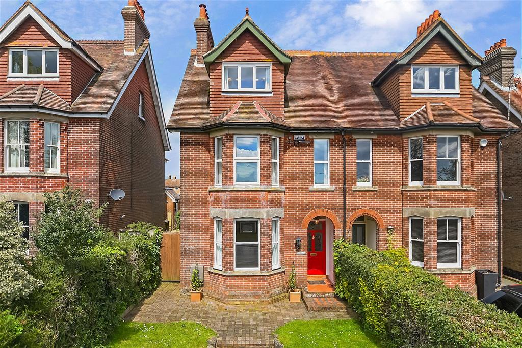 Crowborough Hill, Crowborough, East... 5 bed semidetached house for