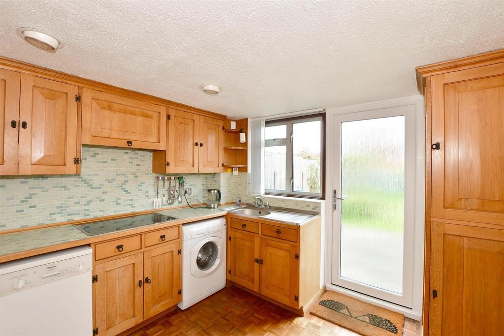 Millfield, Southwater, Horsham, West... 4 bed semidetached house £