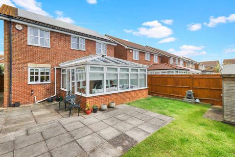 4 bedroom detached house for sale, Monarch Gardens, Eastbourne