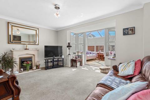 4 bedroom detached house for sale, Monarch Gardens, Eastbourne