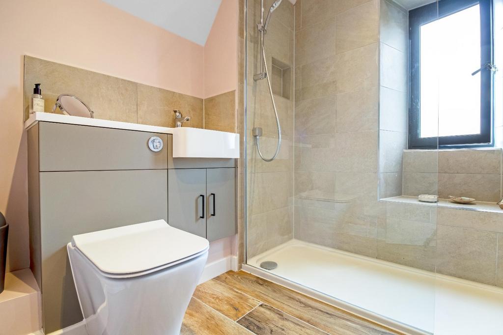 Cottage Bathroom