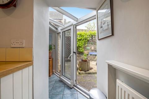 15 Bath Road, Tetbury, GL8 8EG