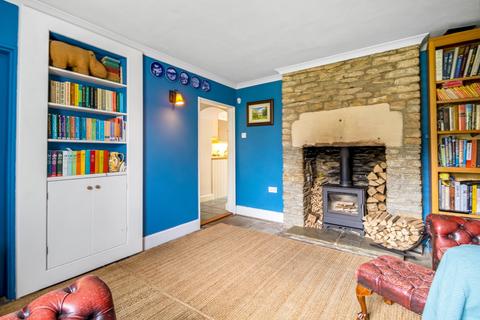 15 Bath Road, Tetbury, GL8 8EG