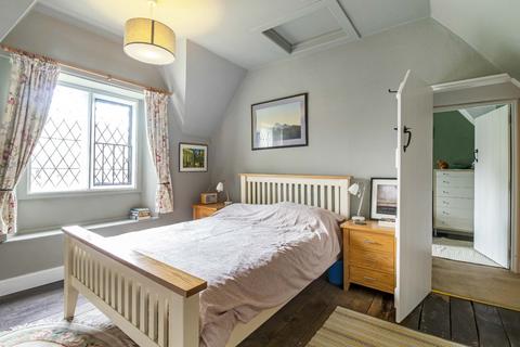 15 Bath Road, Tetbury, GL8 8EG