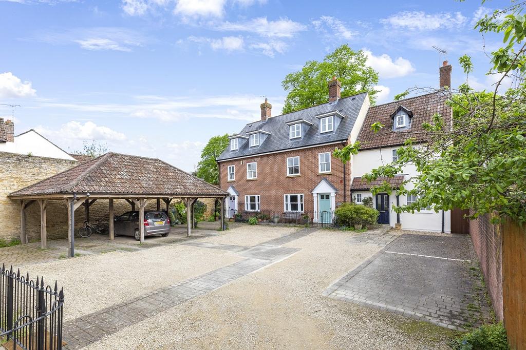 Calders Garden, Sherborne, Dorset, DT9 4 bed terraced house for sale