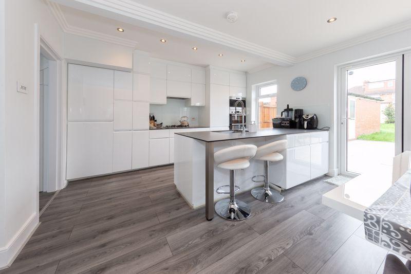Axholme Avenue, Edgware 3 bed semidetached house for sale £675,000