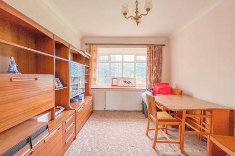 4 Valley Road, Sutton Coldfield, B74 2JE