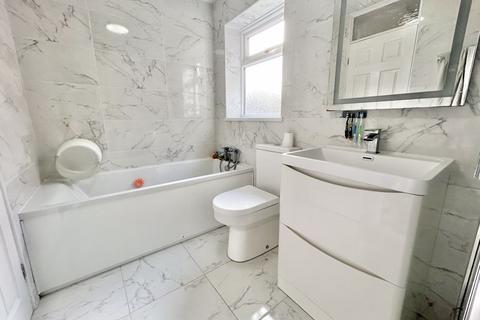 12 Ashfern Drive, Sutton Coldfield, B76 1JD