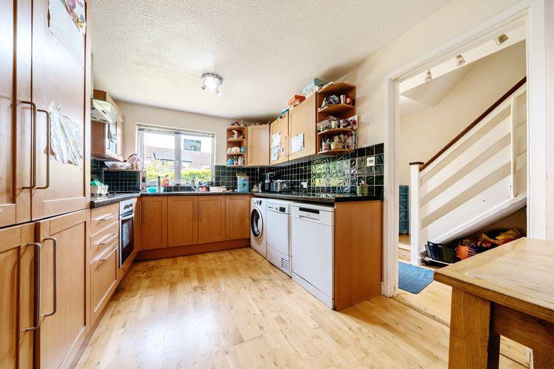 Morrell Close, Kidlington OX5 4 bed terraced house for sale £365,000