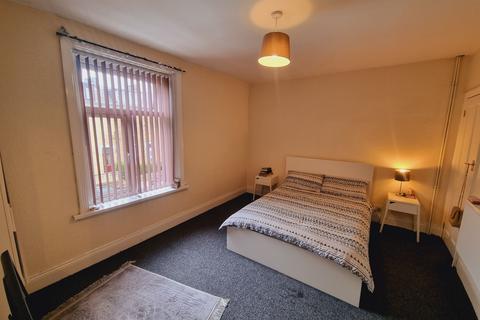 31 Stanmore Place, Bradford, BD7 2EN