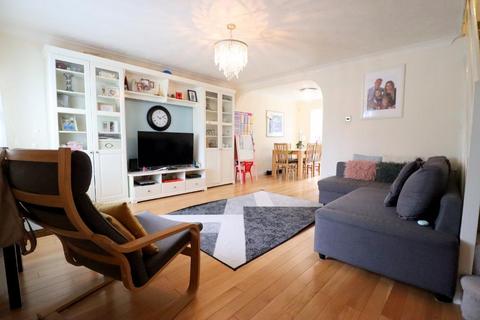3 bedroom end of terrace house for sale - Buckingham Drive, Stopsley, Luton, Bedfordshire, LU2 9RB